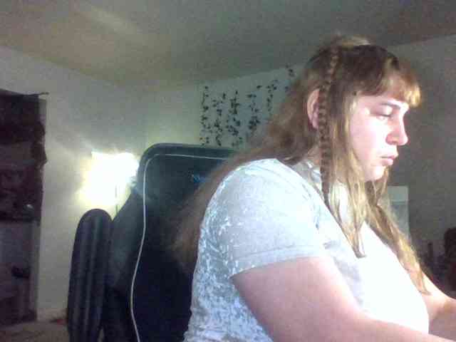 BustyPrincessLeila webcam