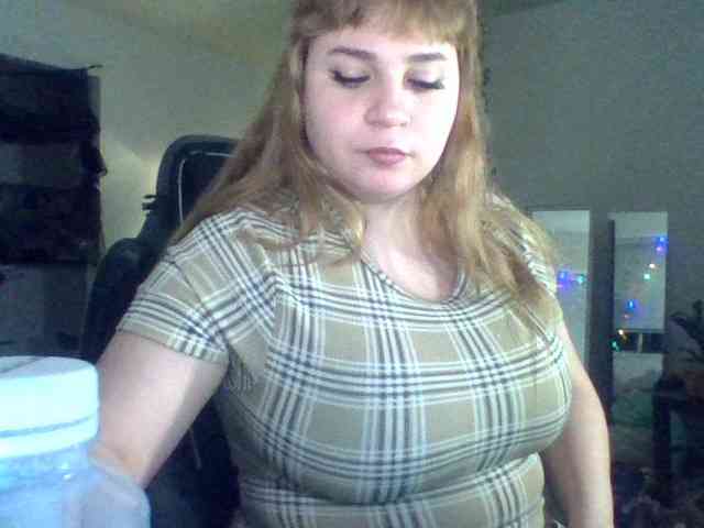 BustyPrincessLeila webcam