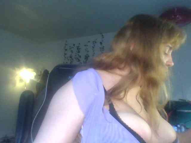 BustyPrincessLeila webcam