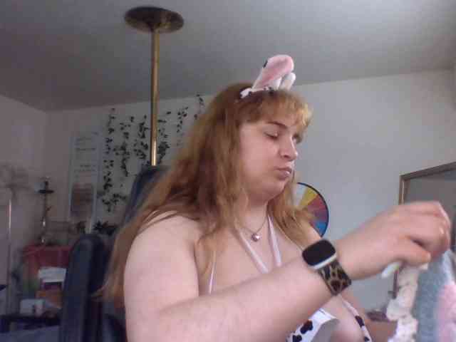 bustyprincessleila bustyprincessleila