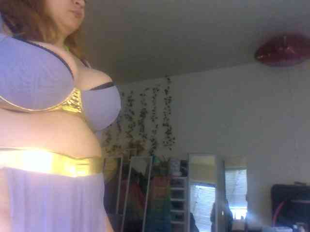 BustyPrincessLeila webcam