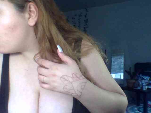 BustyPrincessLeila webcam