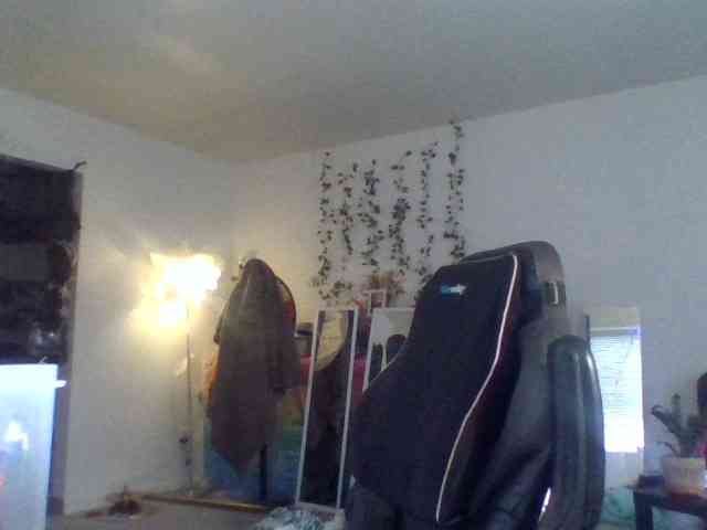 BustyPrincessLeila webcam