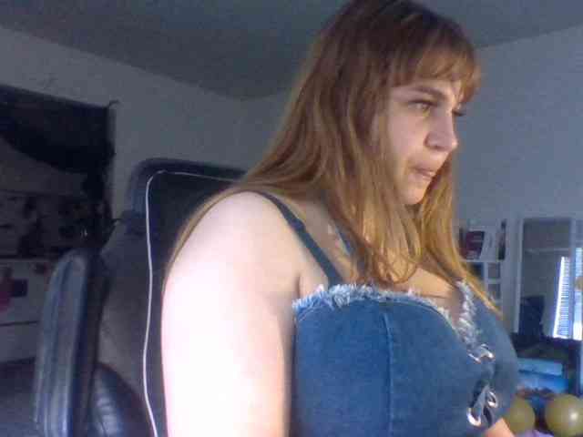 BustyPrincessLeila webcam