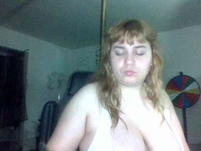 BustyPrincessLeila webcam
