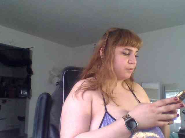 BustyPrincessLeila webcam