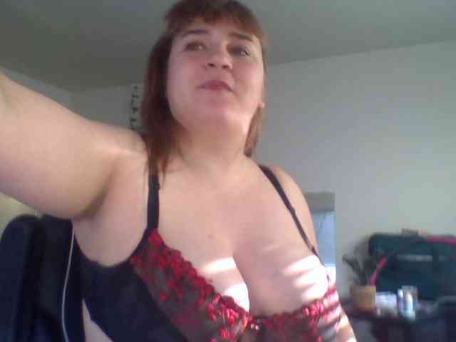 BustyPrincessLeila webcam