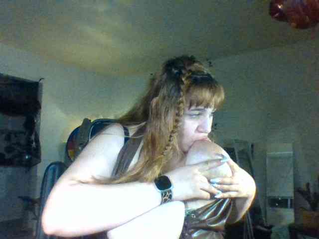 BustyPrincessLeila webcam