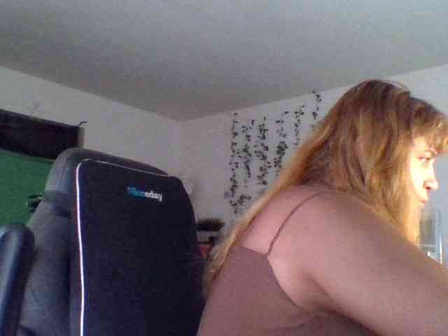 BustyPrincessLeila webcam