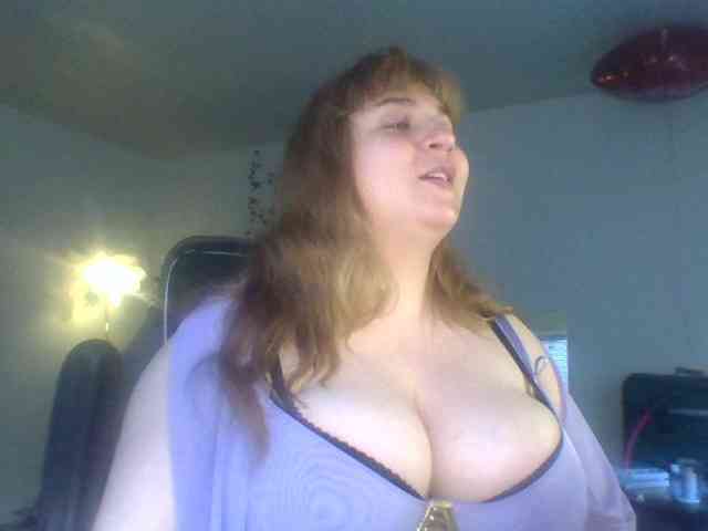 BustyPrincessLeila webcam