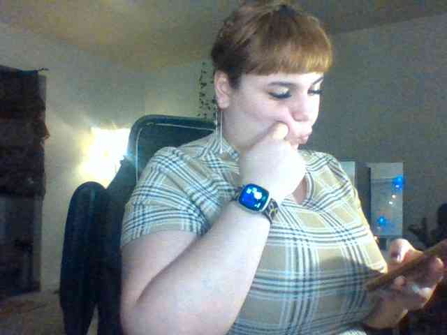 BustyPrincessLeila webcam