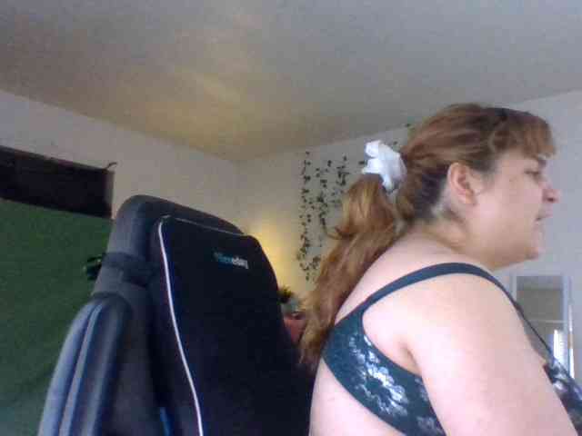 BustyPrincessLeila webcam