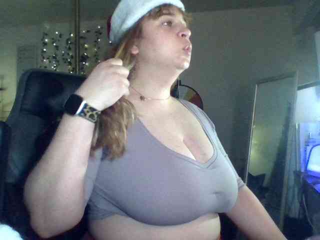 BustyPrincessLeila webcam