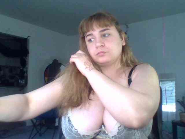 BustyPrincessLeila webcam