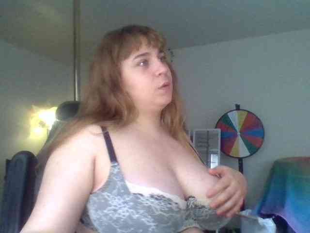 BustyPrincessLeila webcam