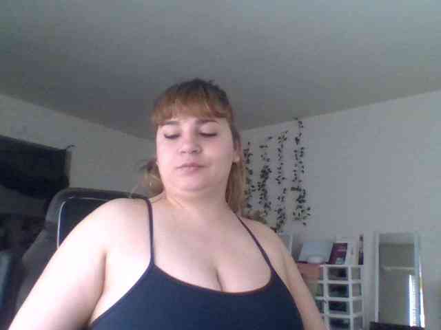 BustyPrincessLeila webcam