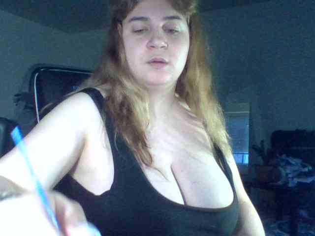 BustyPrincessLeila webcam