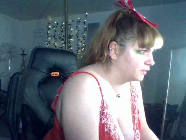 BustyPrincessLeila webcam