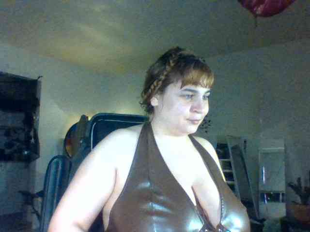 BustyPrincessLeila webcam