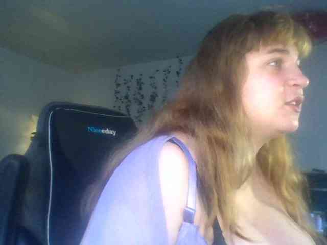 BustyPrincessLeila webcam