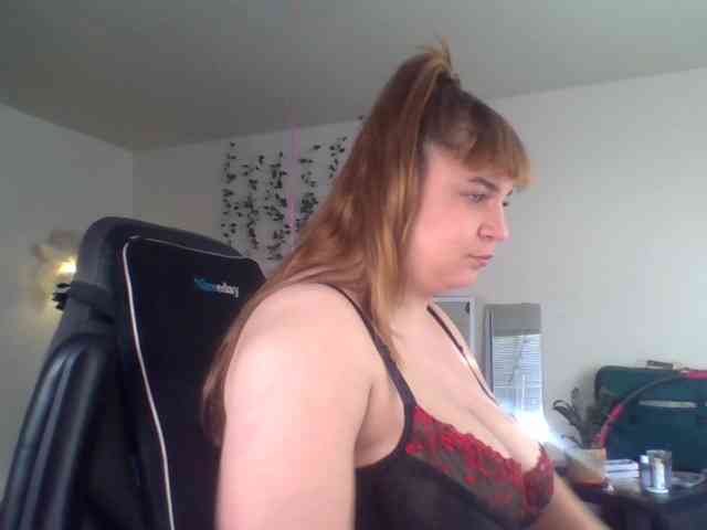 BustyPrincessLeila webcam