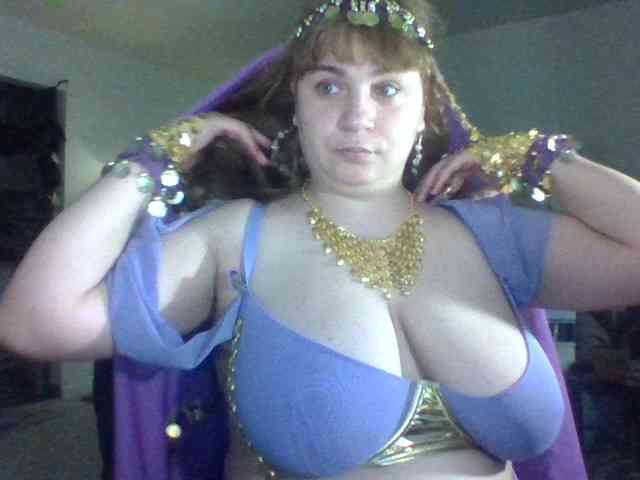 BustyPrincessLeila webcam