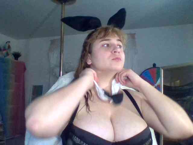 bustyprincessleila bustyprincessleila