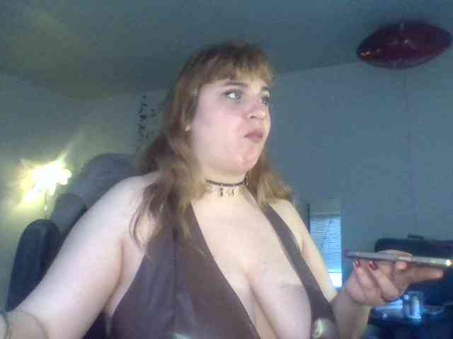 BustyPrincessLeila webcam