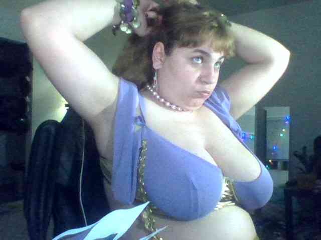 BustyPrincessLeila webcam