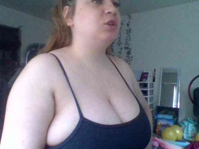 BustyPrincessLeila webcam