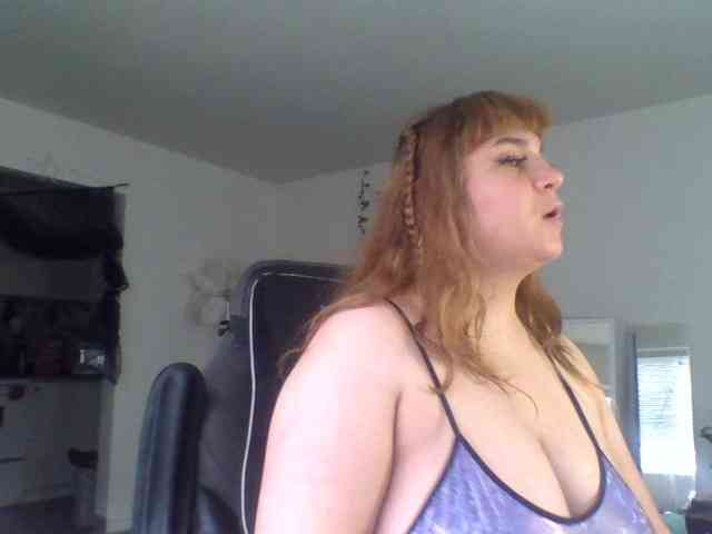BustyPrincessLeila webcam