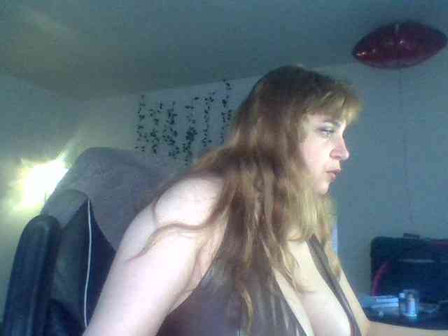 BustyPrincessLeila webcam