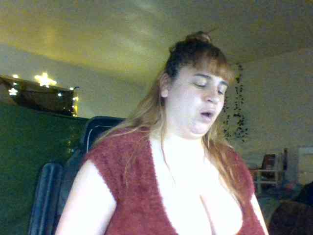 BustyPrincessLeila webcam