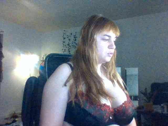 BustyPrincessLeila webcam