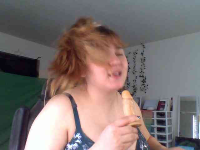 BustyPrincessLeila webcam