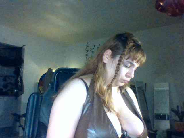 BustyPrincessLeila webcam