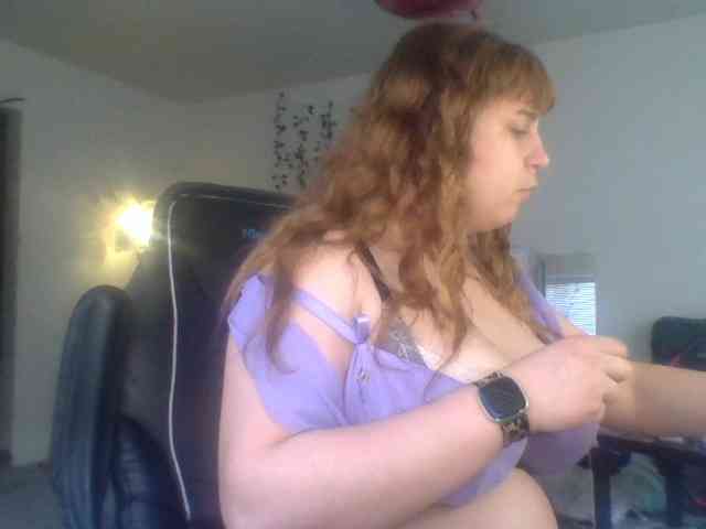 BustyPrincessLeila webcam