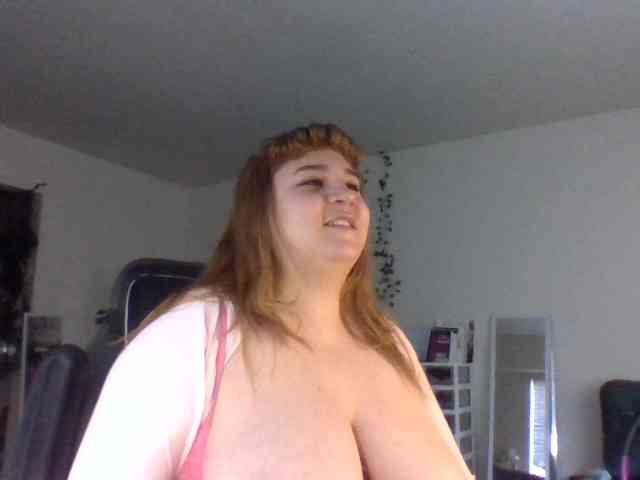 BustyPrincessLeila webcam