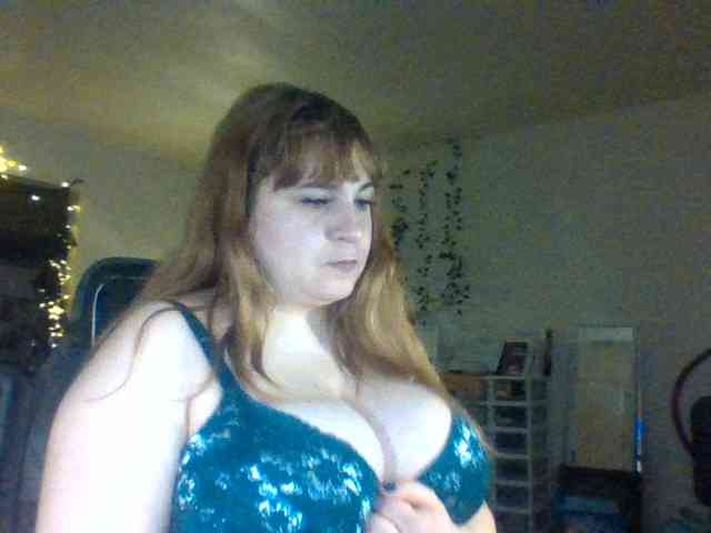 BustyPrincessLeila webcam