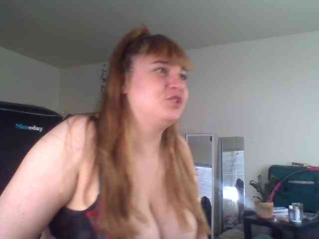 BustyPrincessLeila webcam