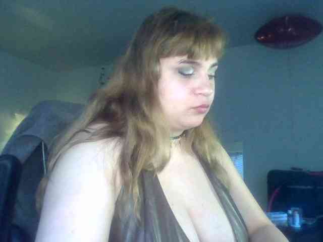 BustyPrincessLeila webcam