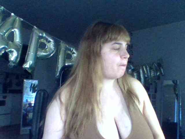 BustyPrincessLeila webcam