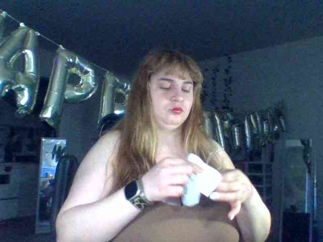 BustyPrincessLeila webcam