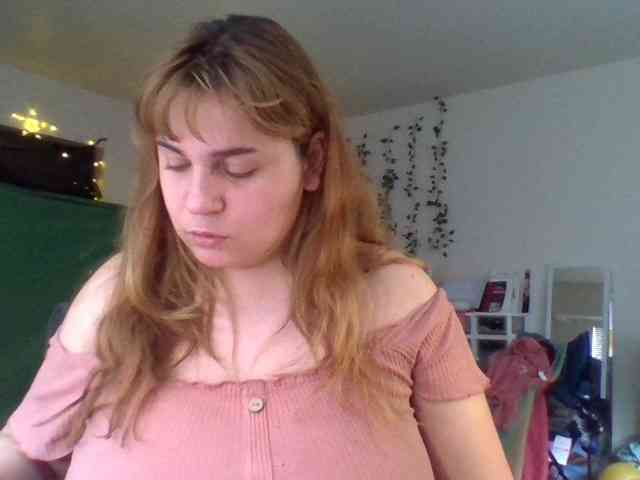 BustyPrincessLeila webcam