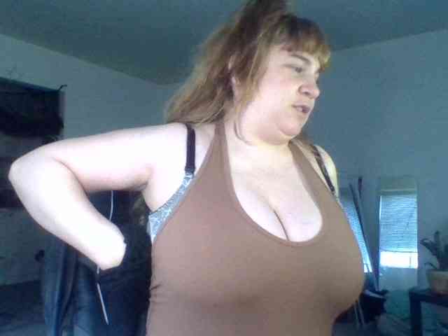 BustyPrincessLeila webcam