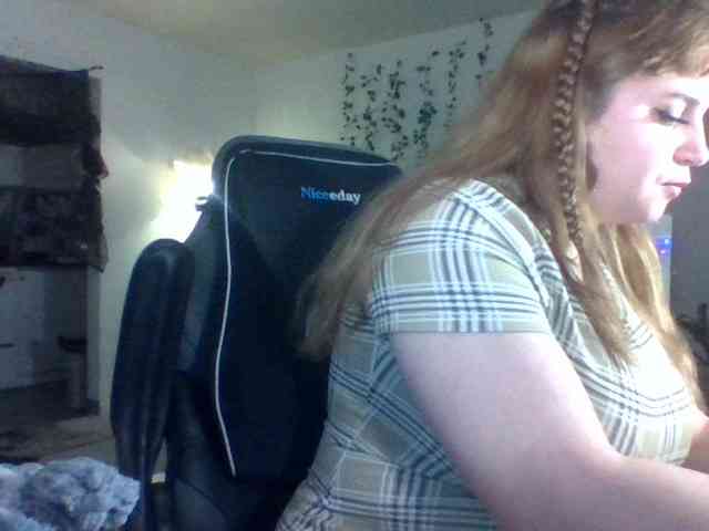 BustyPrincessLeila webcam