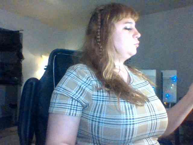 BustyPrincessLeila webcam