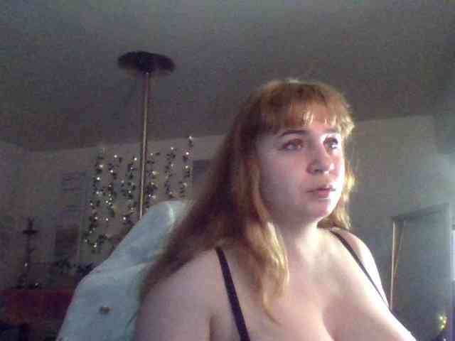 BustyPrincessLeila webcam