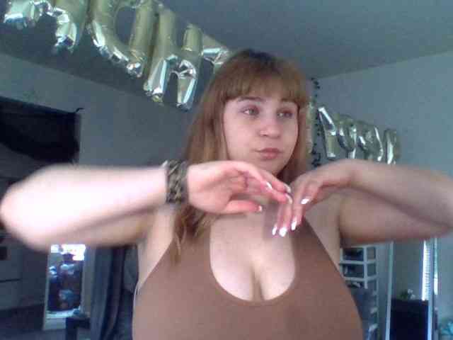 BustyPrincessLeila webcam