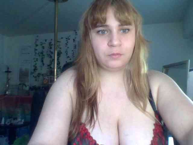 BustyPrincessLeila webcam